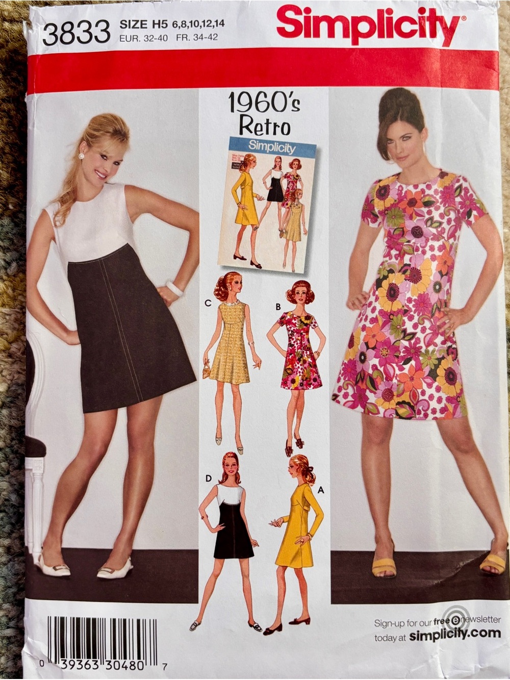 Simplicity 1960’s Retro Pattern copyright 2007 NEW! Never used!